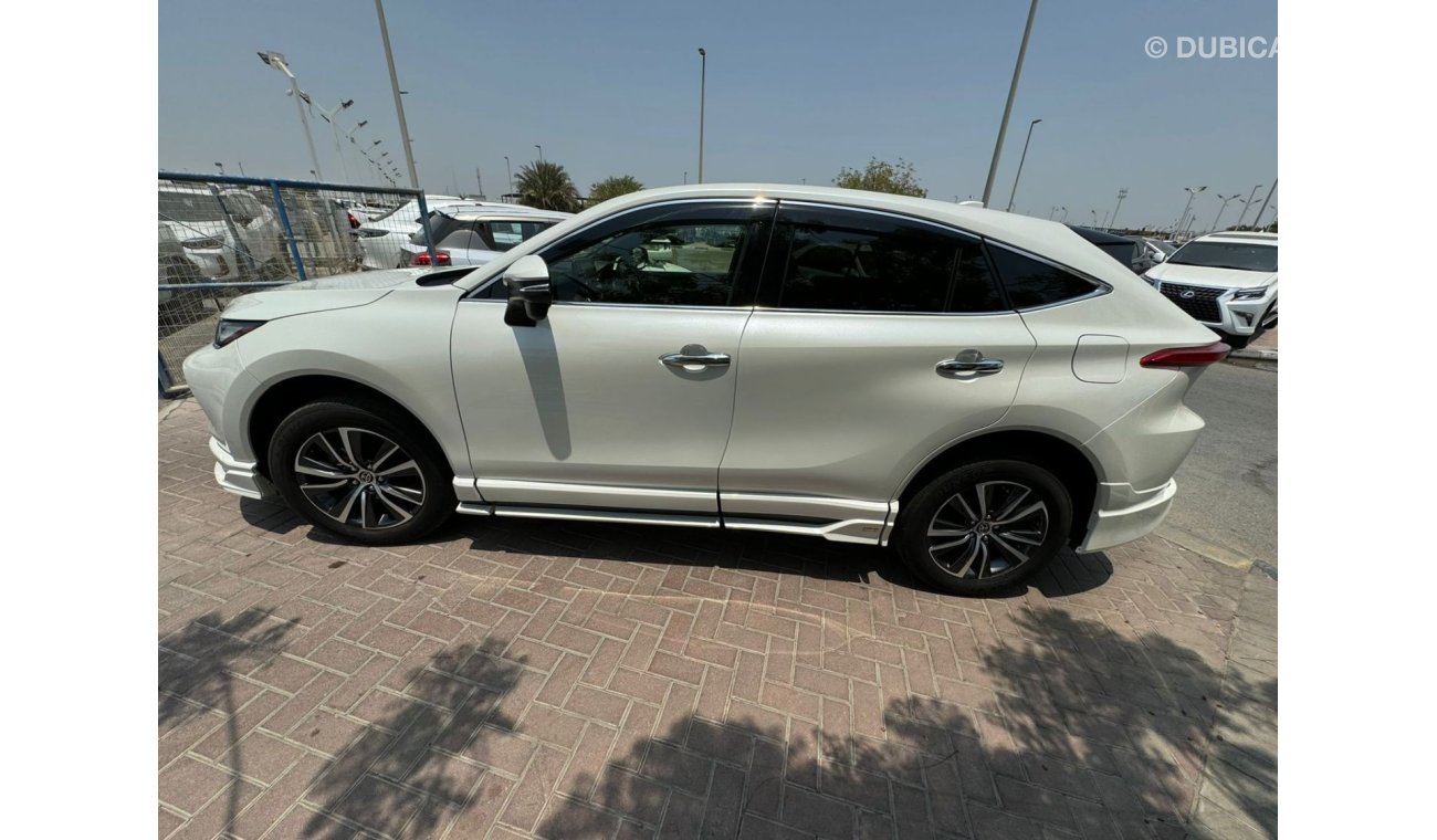 Toyota Harrier TOYOTA HARRIER NEW SHAPED RIGHT HANDED (PETROL) 2022