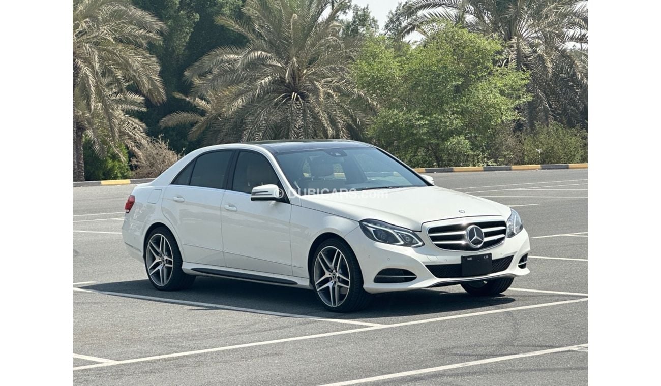 Mercedes-Benz E 350 Model 2011 GCC CAR PREFECT CONDITION FULL OPTION PANORAMIC ROOF LEATHER SEATS FACE LEFT 2016