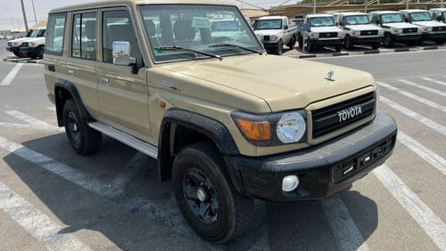 تويوتا لاند كروزر هارد توب 2022 TOYOTA LANDCRUISER / 70 SERIES / 4.0L / 4WD/ 5 DOOR / FULL OPTION / GCC