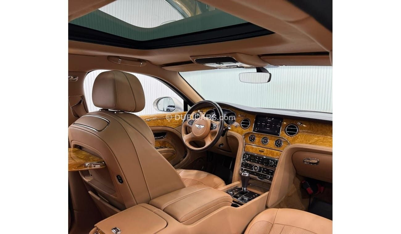 بنتلي مولسان 2017 Bentley Mulsanne V8, Warranty, Service History, Low Kms, Excellent Condition, GCC