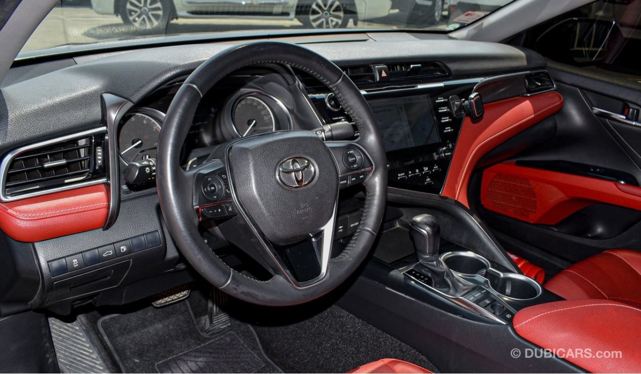 Toyota Camry Sport V6