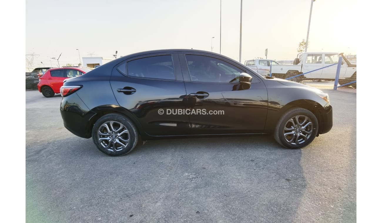 Toyota Yaris TOYOTA YARIS 2019 BLACK