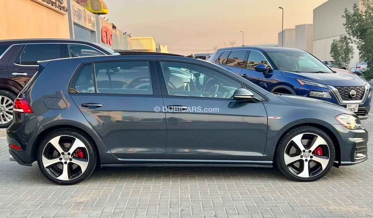 فولكس واجن جولف GTI SEL 2.0T