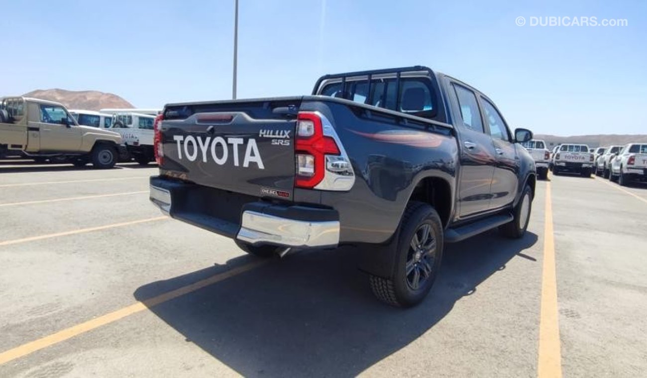 تويوتا هيلوكس New 2023 Toyota Hilux 2.4L SR5 Diesel Full option 4X4 Automatic Zero KM