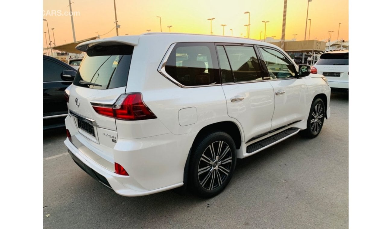 Lexus LX570