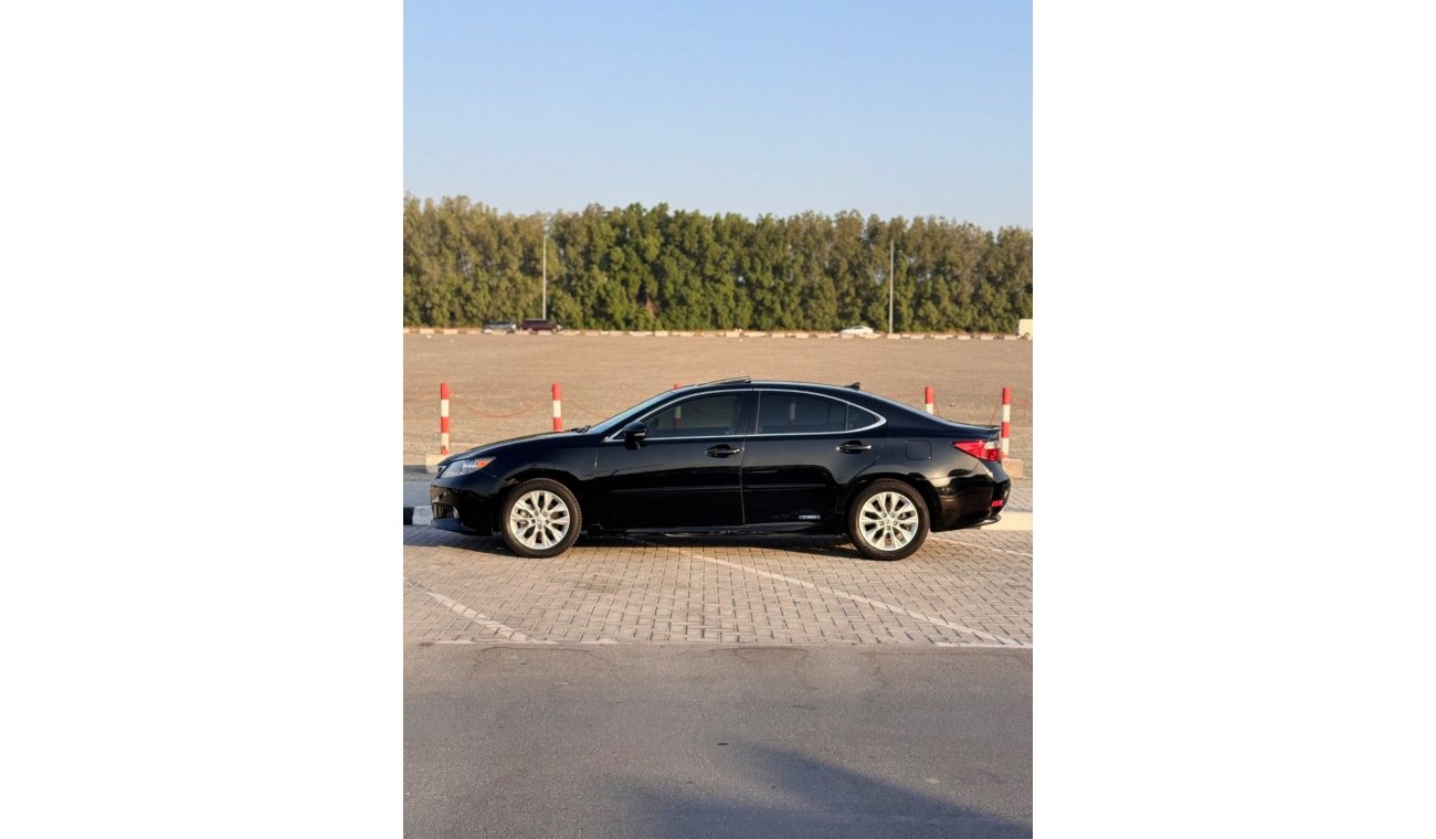 Lexus ES300h Hybrid