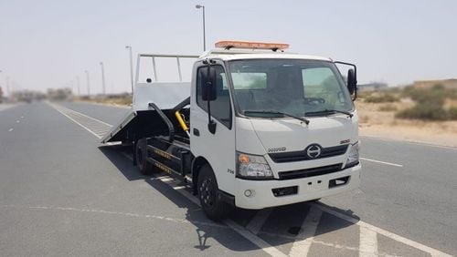 Hino 300 HINO 300 714 // 4.2 TONS,RECOVERY // WITH TURBO , ABS , AIR BAG // 2020 // SPECIAL PRICE // BY FORMU