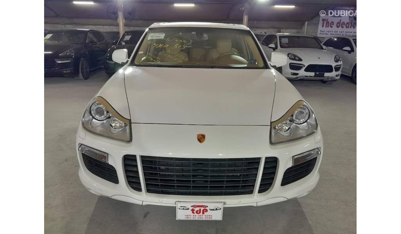 Porsche Cayenne GTS PORSCHE CAYENNE GTS 4.8L 2008, WITH SUNROOF, HALF LEATHER SEATS AND MORE..