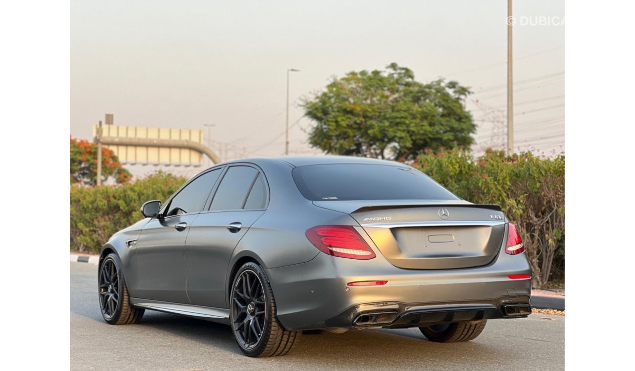 Mercedes-Benz E 63 AMG