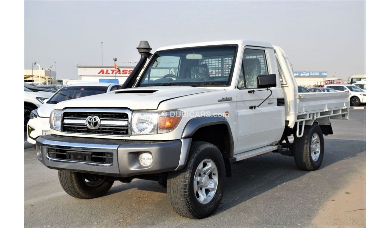 Toyota Land Cruiser Pick Up