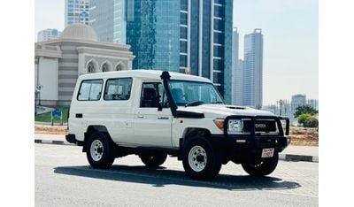 تويوتا لاند كروزر هارد توب 2018 RHD Diesel Engine 3 Doors Full Option Very Clean Title