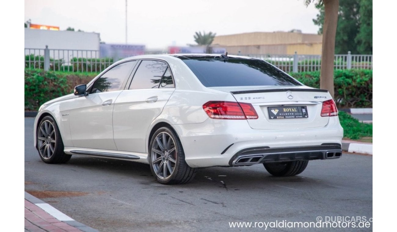 مرسيدس بنز E 36 AMG Mercedes Benz E63s AMG 2015 GCC Full Option