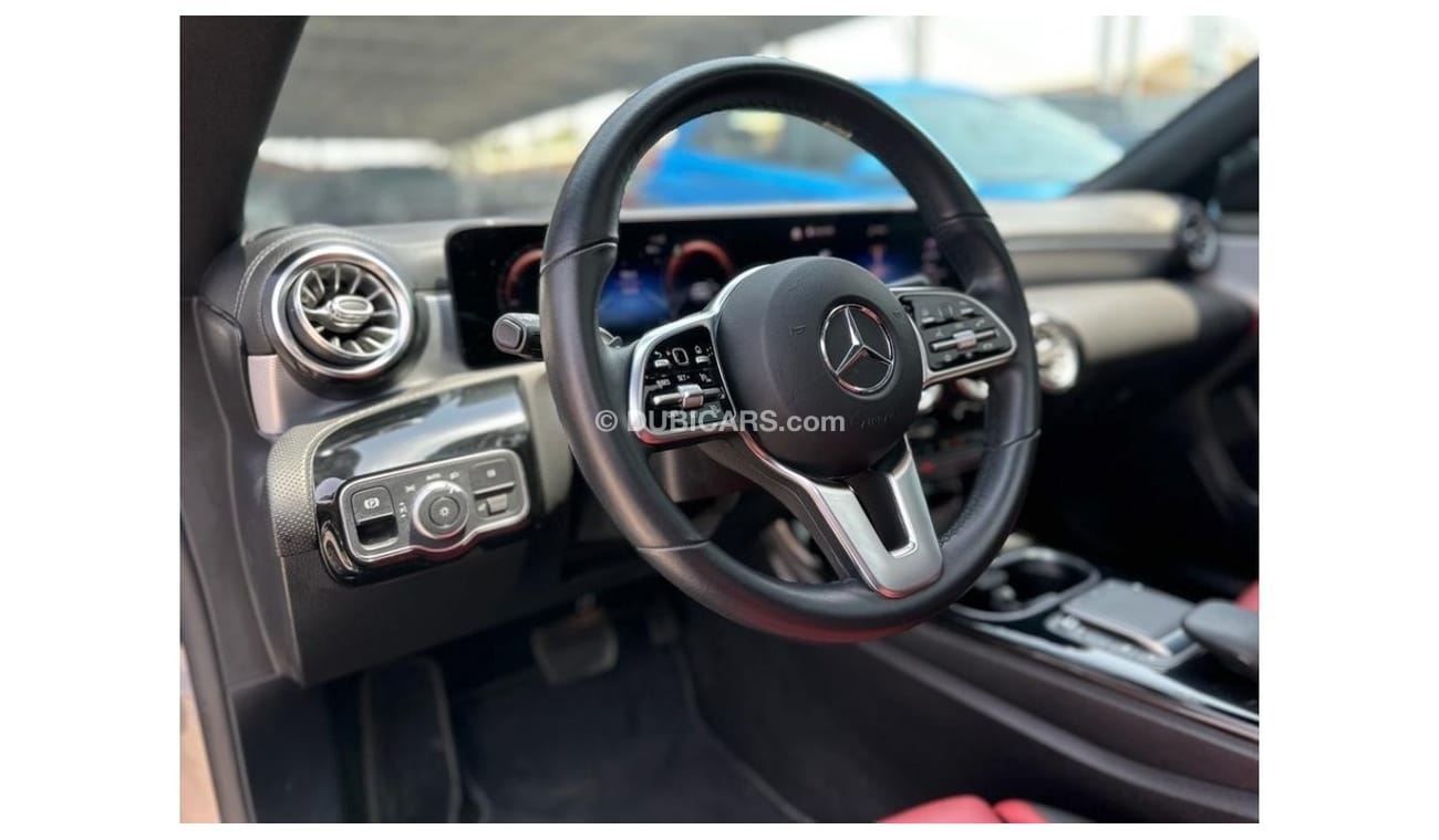 Mercedes-Benz CLA 250