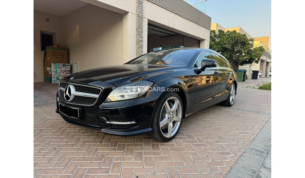 Mercedes-Benz CLS 500 Shooting Brake 4.7L V8