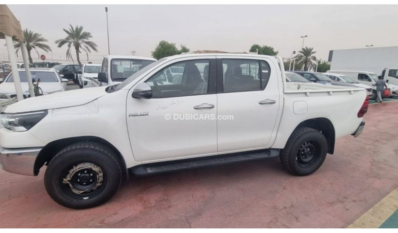 Toyota Hilux 2.4  deseil manual gear D/C  4X4  DOUBLE AC  2023  MODEL