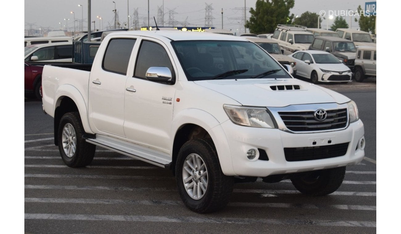 Toyota Hilux 2014 TOYOTA HILUX SR5 D4D