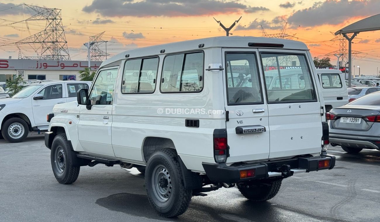 Toyota Land Cruiser Hard Top TOYOTA LAND CRUISER HARDTOP (LC78) AT 4.0L PETROL MY 2025