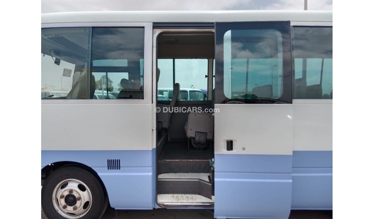 إيسوزو جرنی ISUZU JOURNEY BUS RIGHT HAND DRIVE  (PM1538)