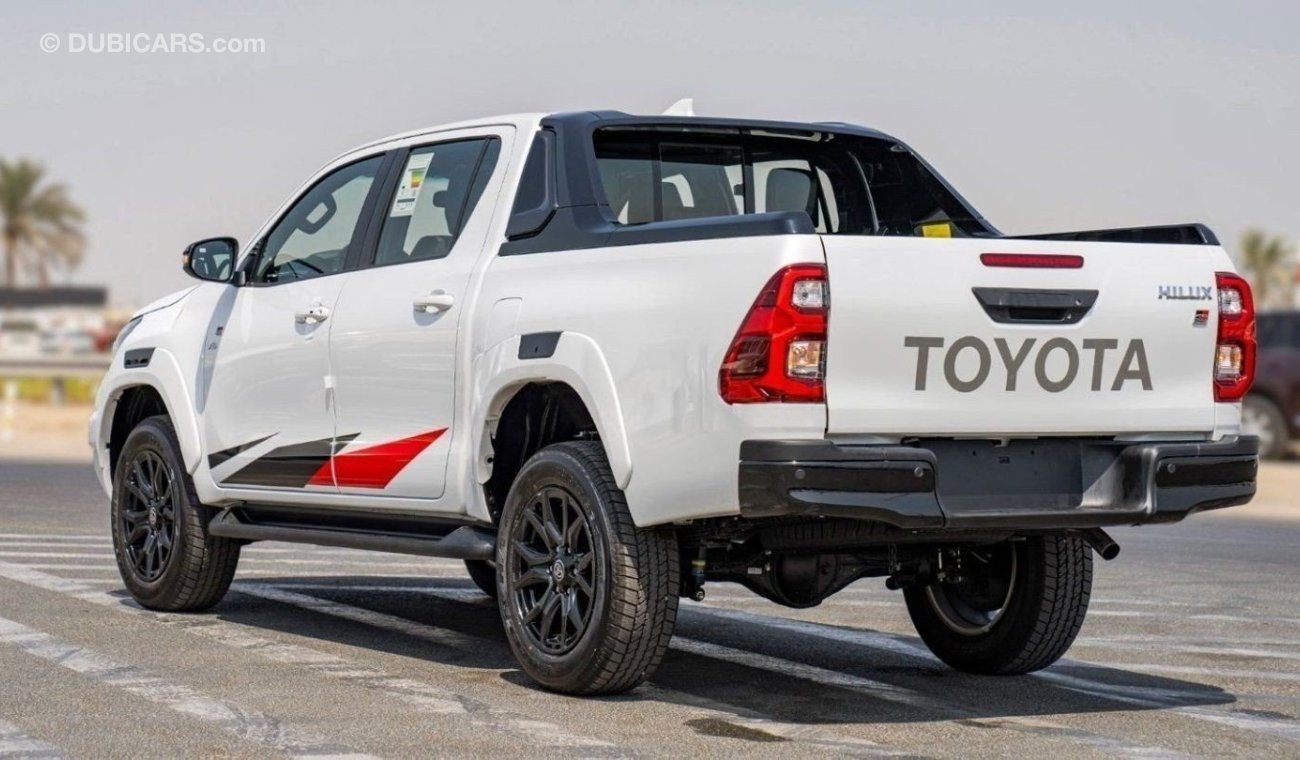 تويوتا هيلوكس DC GR SPORT 2.8D AT 4X4 - WHITE