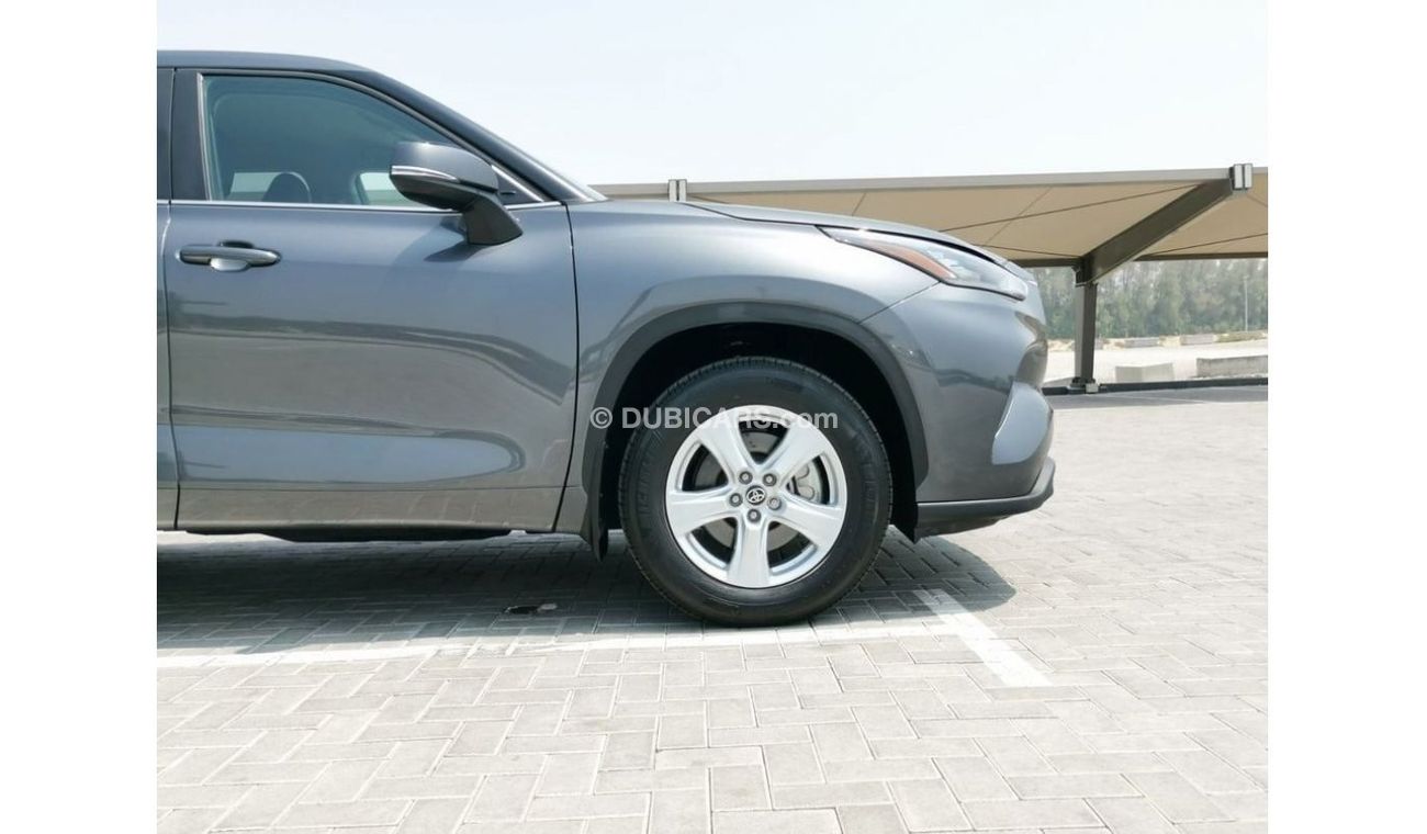 Toyota Highlander Toyota Highlander LE - 2023- Grey