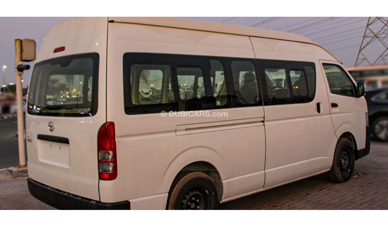 تويوتا هاياس DIESEL  2.5L DLX Wide AC VAN MT