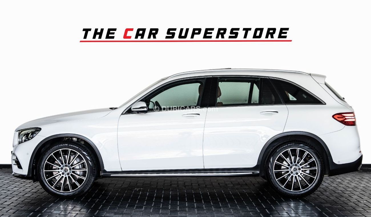 Mercedes-Benz GLC 250 4MATIC 2.0L 2018 - MERCEDES BENZ GLC 250 4matic AMG LINE - GCC - SERVICE HISTORY FULL WITH GARGASH