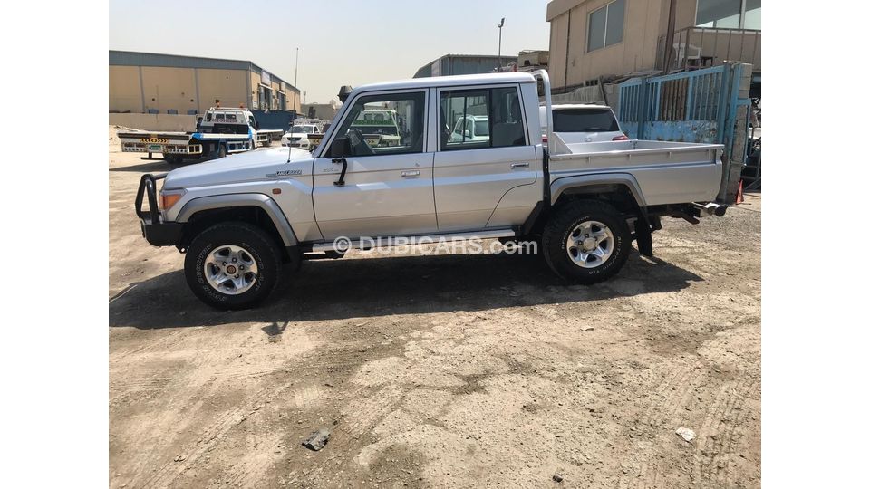 Used Toyota Land Cruiser Pickup 2017 Diesel 4x4 Manual HardTop Pickup ...