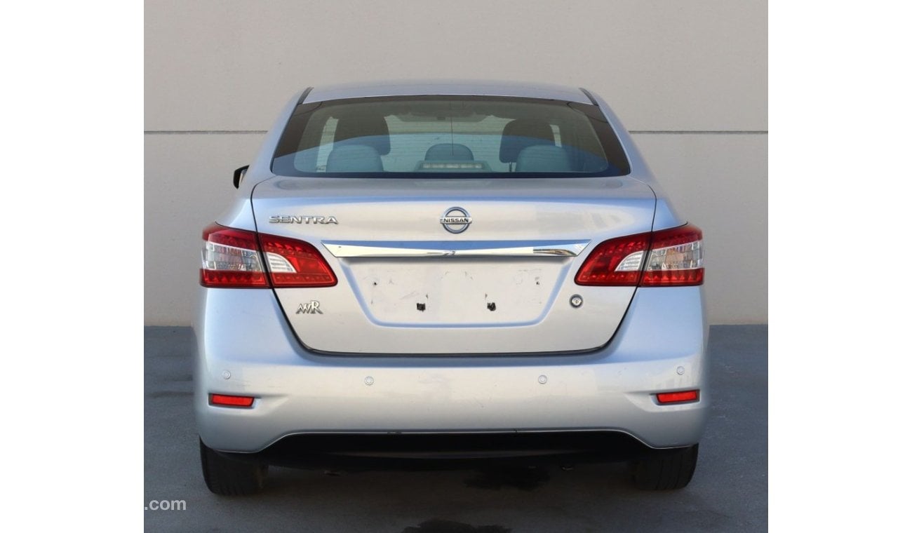 Nissan Sentra ACCIDENTS FREE - GCC - ENGINE 1600 CC - ORIGINAL PAINT - PERFECT CONDITION INSIDE OUT