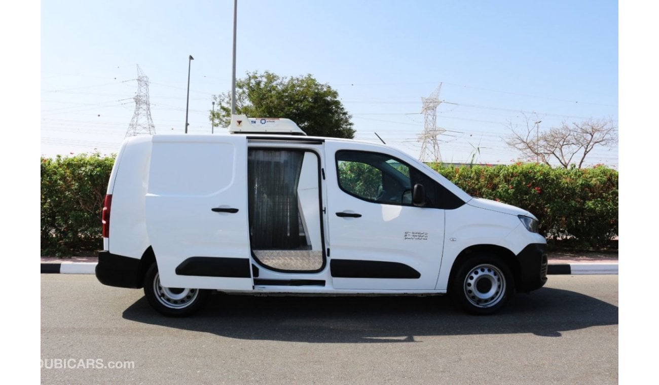 Peugeot Partner Long Peugeot Partner 2022 Delivery Van With chiller Gcc