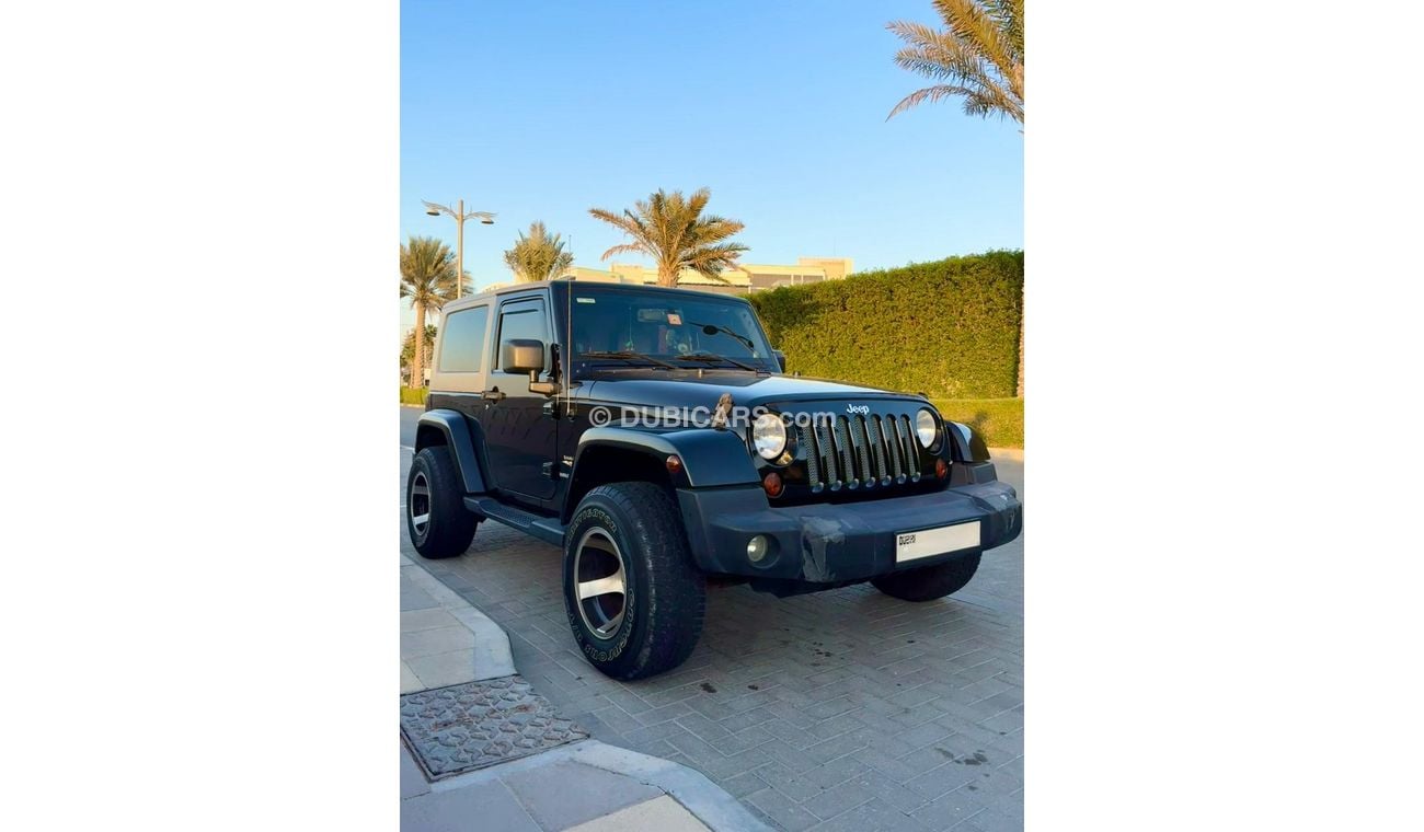 Jeep Wrangler Sahara 3.6L A/T