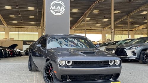 دودج تشارجر تشارجر SXT / 2020 / محرك V6 سعة 3.6 لتر / دفع خلفي