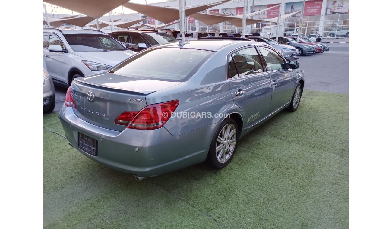 Toyota Avalon 2008 model, leather hatch, cruise control, electric seat control, alloy wheels, wood sensors, air co