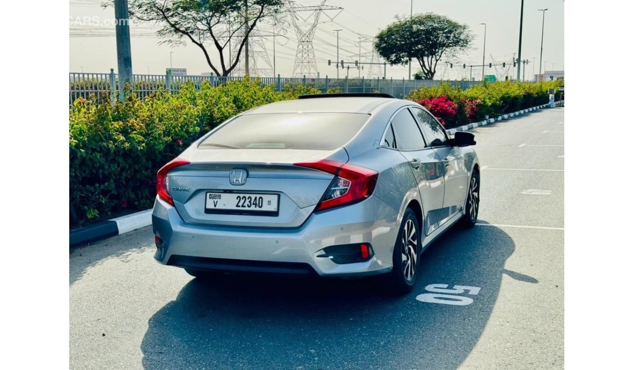 هوندا سيفيك HONDA CIVIC 2.0L 2017 Full Option GCC VERY GOOD CONDITION