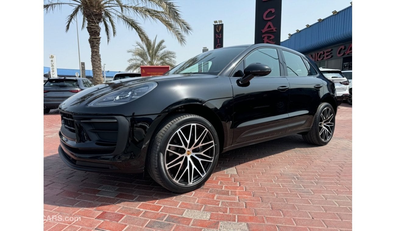 Porsche Macan Std