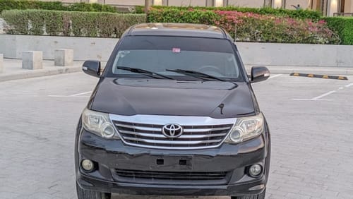 Toyota Fortuner Toyota Fortuner 2013 v4 full options top of the range