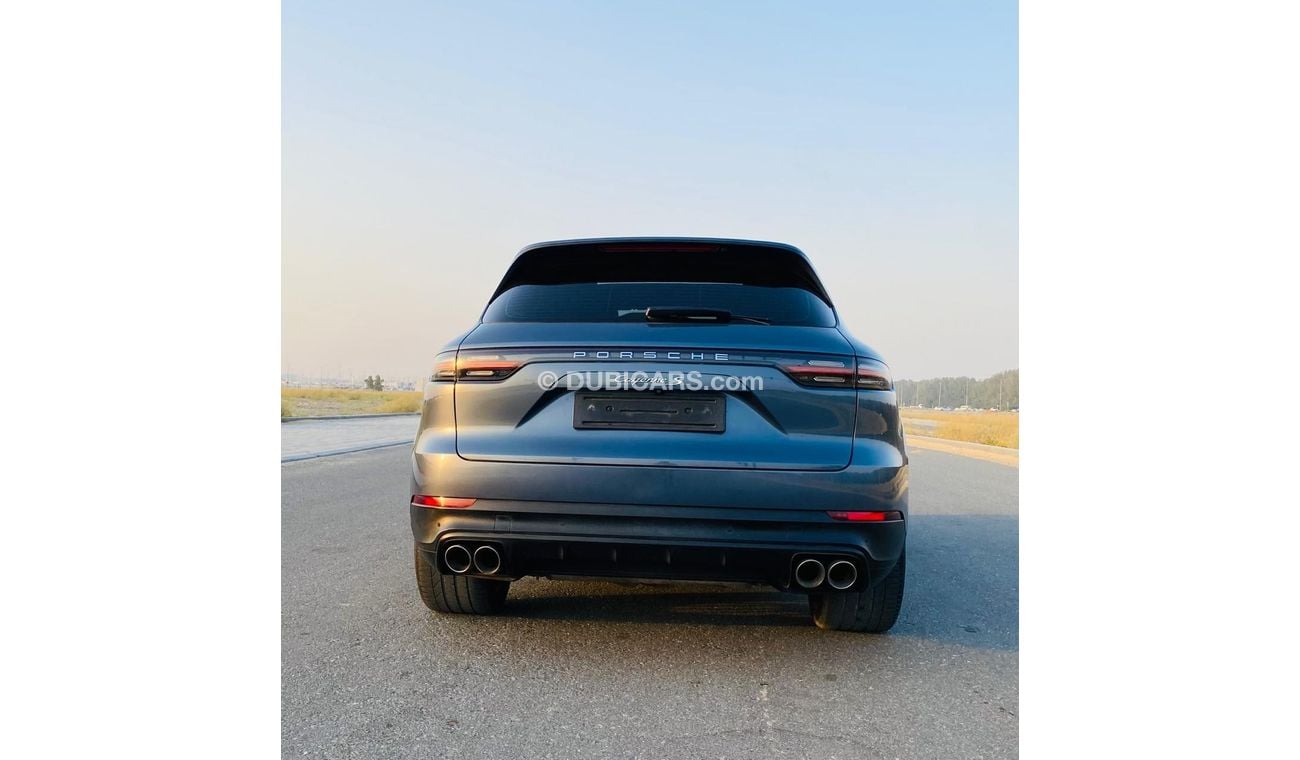 Porsche Cayenne S 2.9L (440 HP)