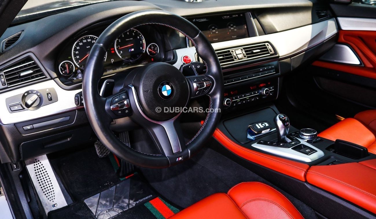 BMW M5 BLACK EDITION