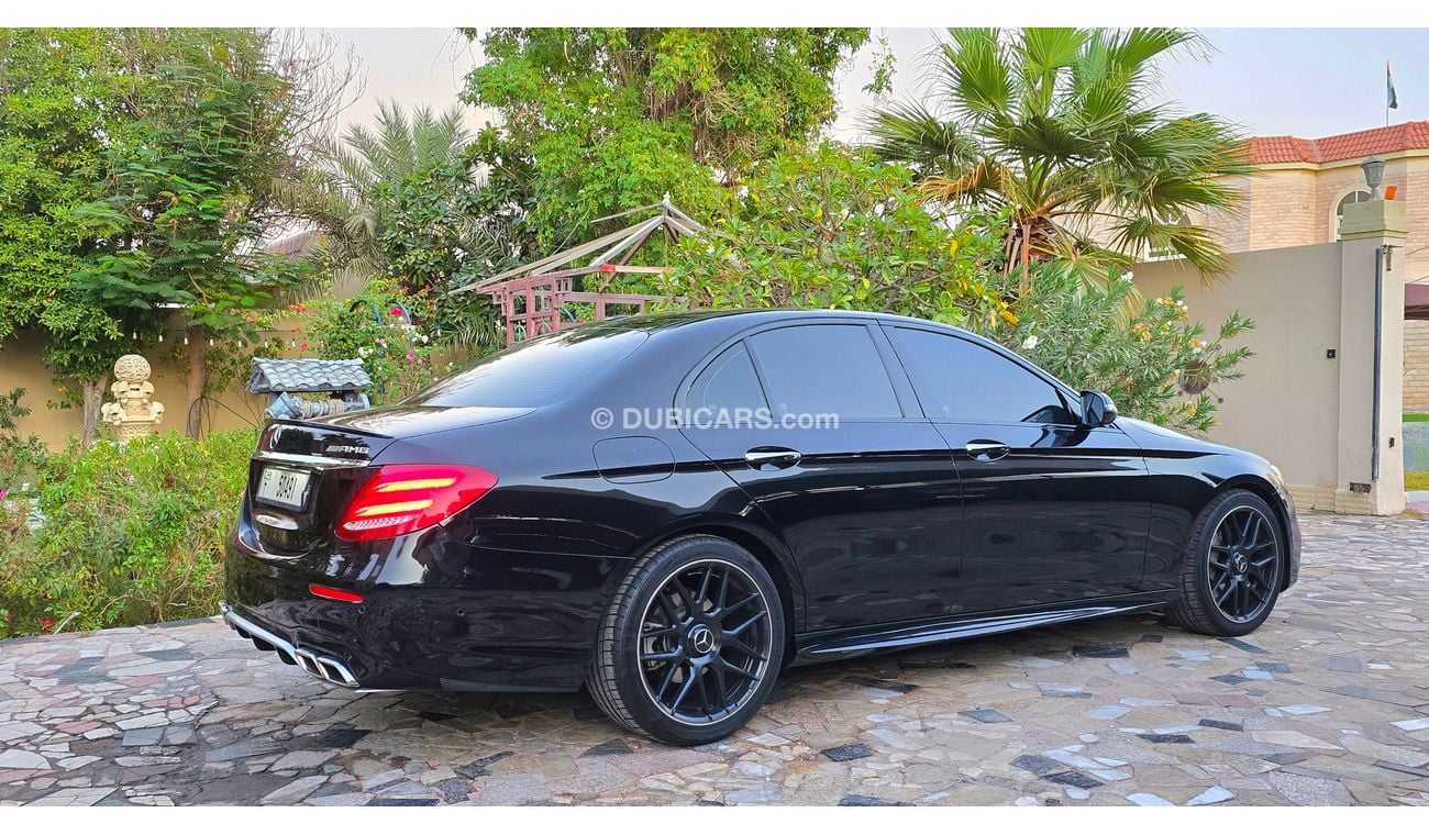 مرسيدس بنز E300 AMG63 Kit