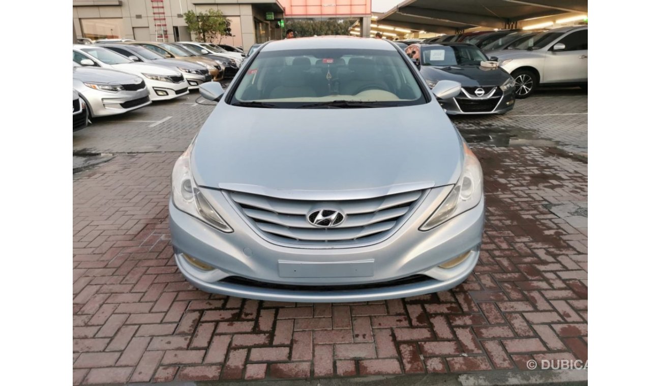 Hyundai Sonata GL Very good condition inside and outside