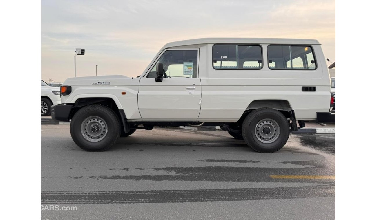 تويوتا لاند كروزر هارد توب 78 HARDTOP 4.5L TURBODIESEL MANUAL TRANSMISSION