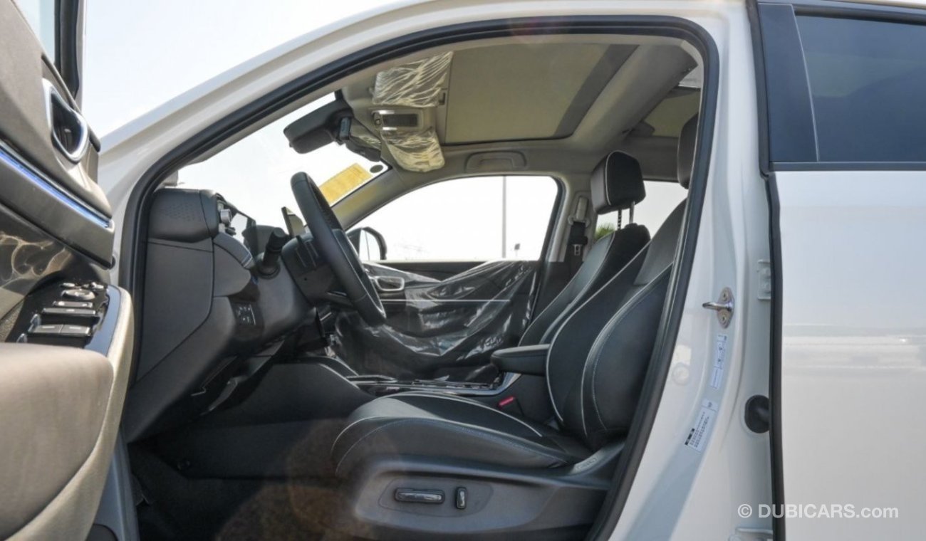هوندا e:NS1 Honda ENS1 Midoption | FWD | Electric | A/T White/Black Interior | 5 Seater |