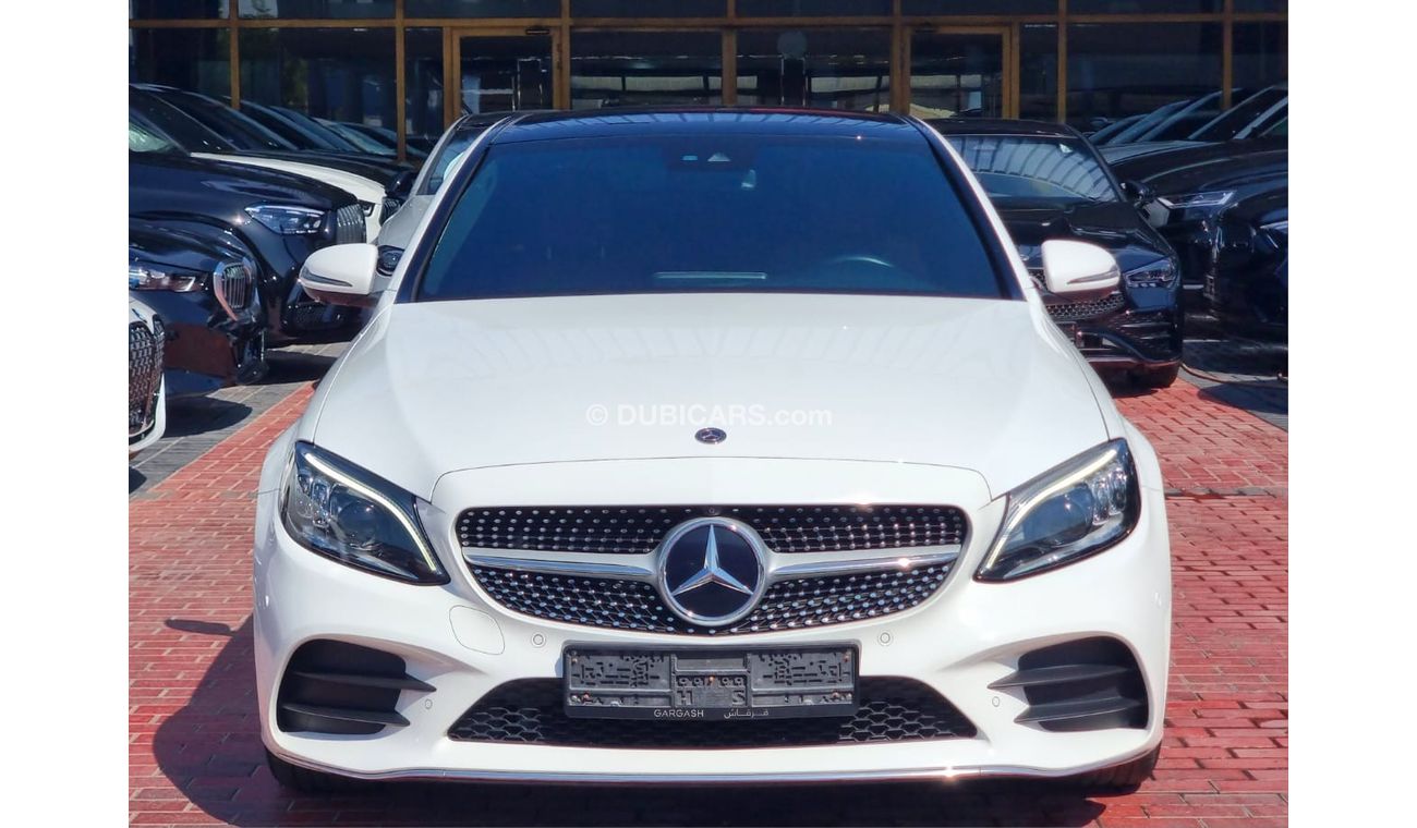 Mercedes-Benz C200 AMG Original paint Full Option 2019 GCC