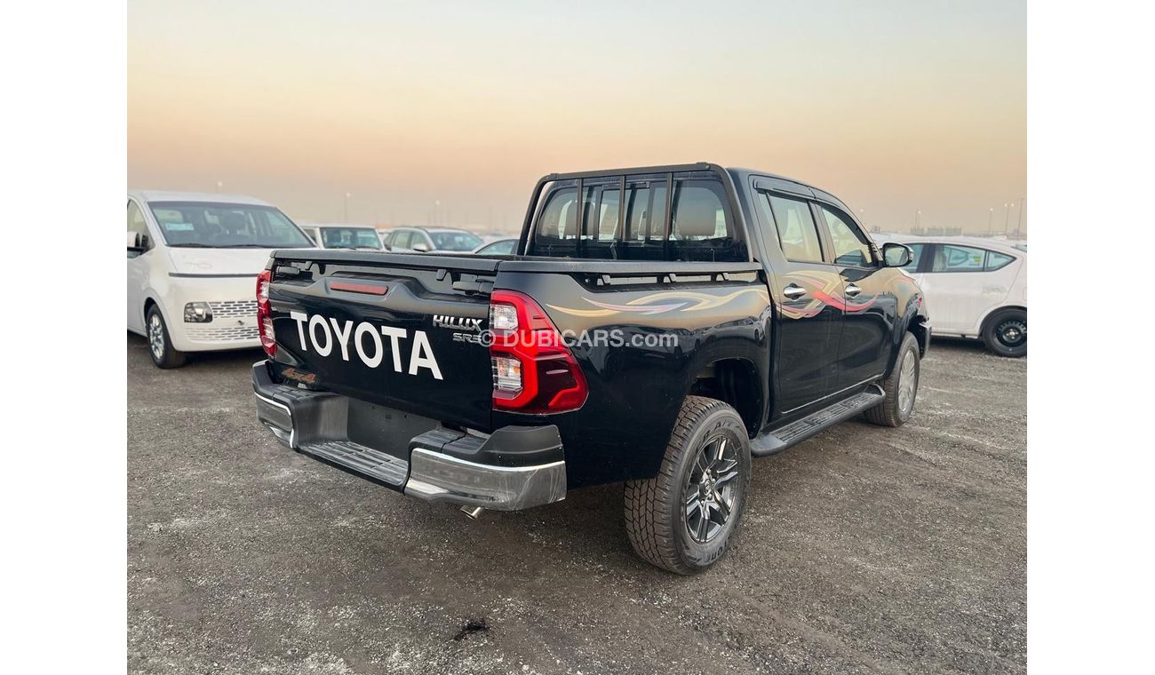 تويوتا هيلوكس 2025 Toyota Hilux Double Cab (Full-Option with Push Start) 2.7L 4-Cyl Petrol A/T 4x4 Export Only