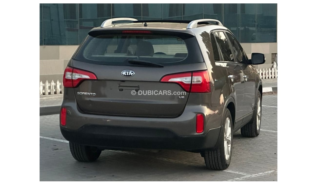 Used Kia Sorento EX 2013 for sale in Dubai - 699284