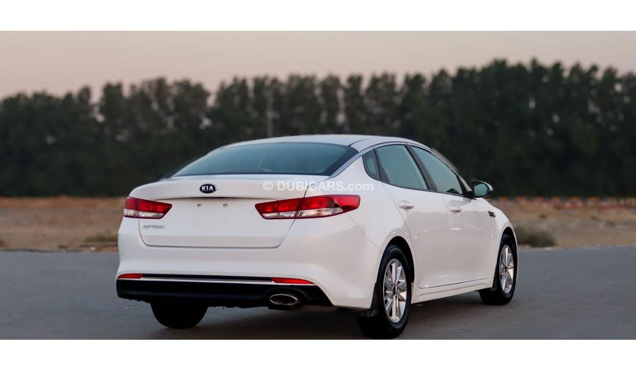 كيا أوبتيما LX 2.0L (163 HP) Kia optima 2018 GCC accident free in excellent condition 683 P.M