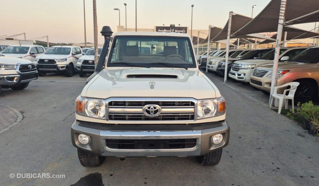 Toyota Land Cruiser Pick Up 2020 TOYOTA LAND CRUISER SINGLE CABIN DIESEL 4.5L V8 Clean Car Without Accident Without Paint no any