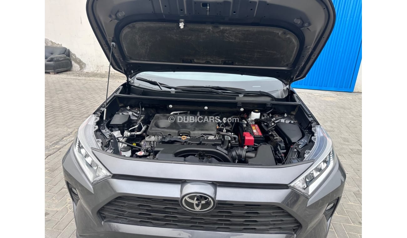 Toyota RAV4 XLE full options