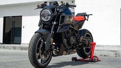 كاي تي أم 1300R KTM BRABUS 1300 R Signature Black 1 of 77