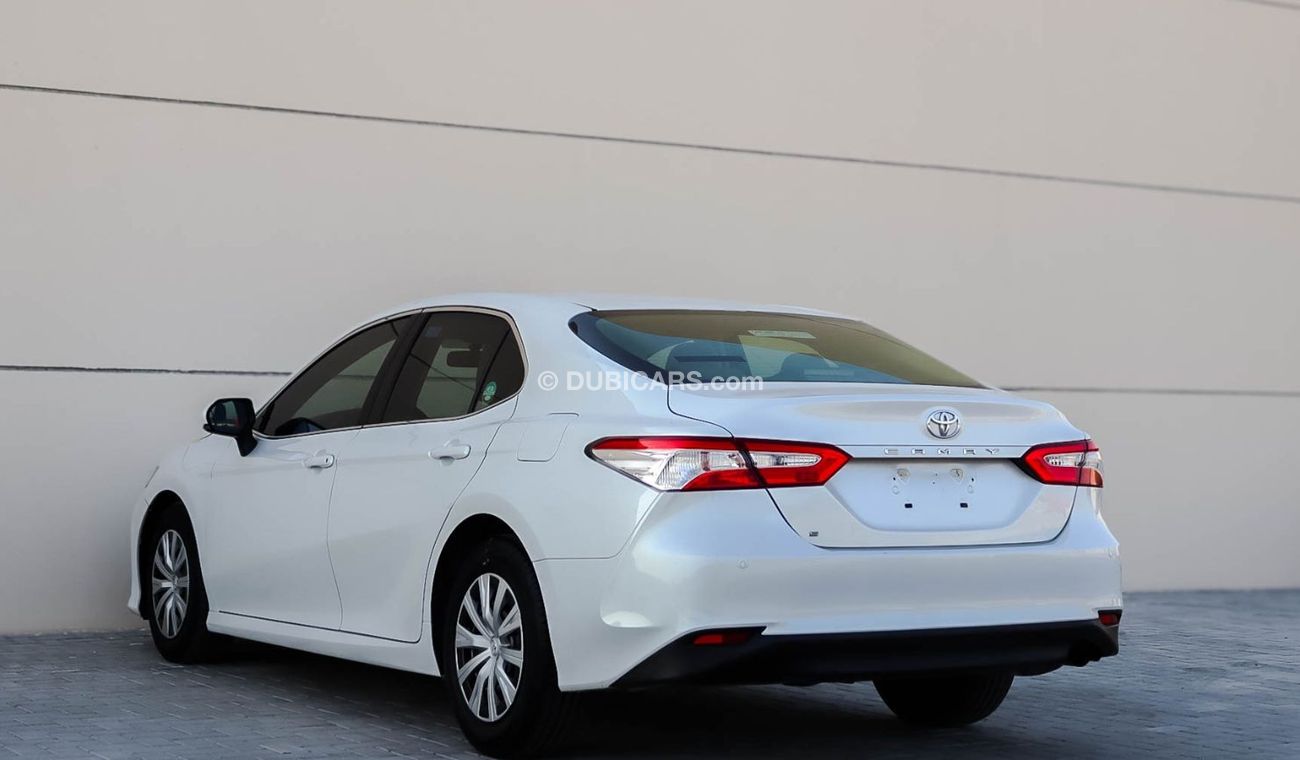 تويوتا كامري S 2.5L (181 HP) Toyota Camry 2018 GCC without accidents in excellent condition 1111 P.M