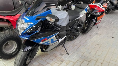 Suzuki GSX R 600CC